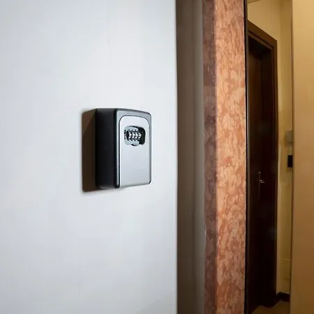 Apartament Free Parking, Netflix & Wi-fi In *